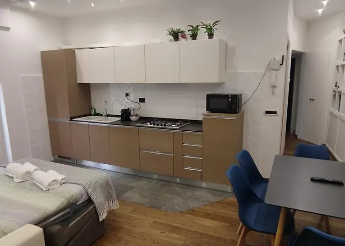 דירה Stylish Air Conditionig Wifi Tv 50 Metro 4 Minutes Away רומא
