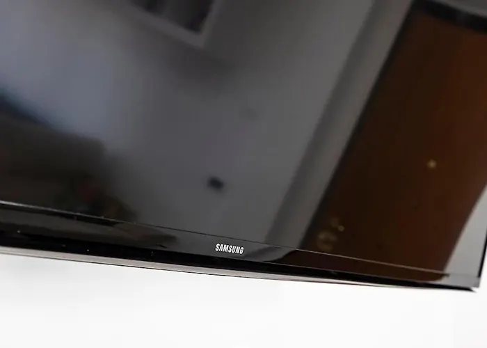 Stylish Air Conditionig Wifi Tv 50 Metro 4 Minutes Away דירה רומא