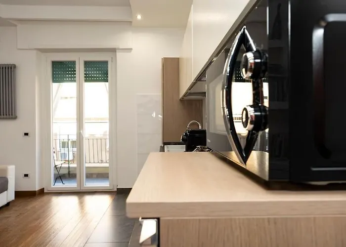 דירה Stylish Air Conditionig Wifi Tv 50 Metro 4 Minutes Away